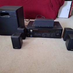 Sony FM Stereo /FM-AM Receiver 5.1 Surround Sound With 5 Speakers And Subwoofer Used