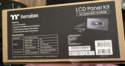 thermaltake Features • 3.9° LCD monitor • Supports TT RGB Plus 2.0 software • Customizable display information • Interactive with other Ultra series S