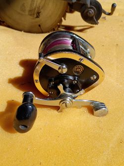 Fishing reel