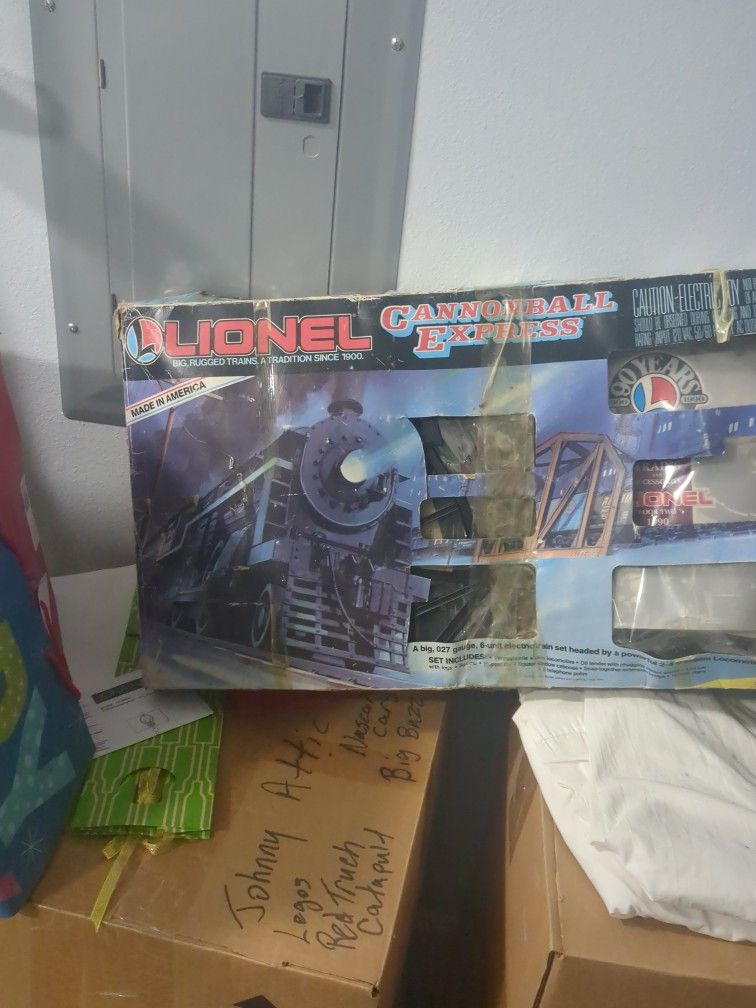 Lionel cannonball Express