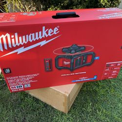 Milwaukee M18 Rotary Laser Kit 