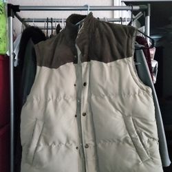 Sahara Club Men's Puffer Vest Size L