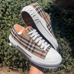 Burberry Shoes
