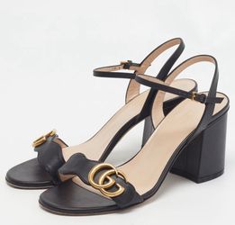 Gucci  Gg Marmont Size 39 is Black Leather Ankle Strap Sandals