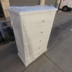 White chest 5 drawers