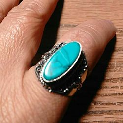 Very Attractive Ladies Turquoise Ring, size 9.5🌼