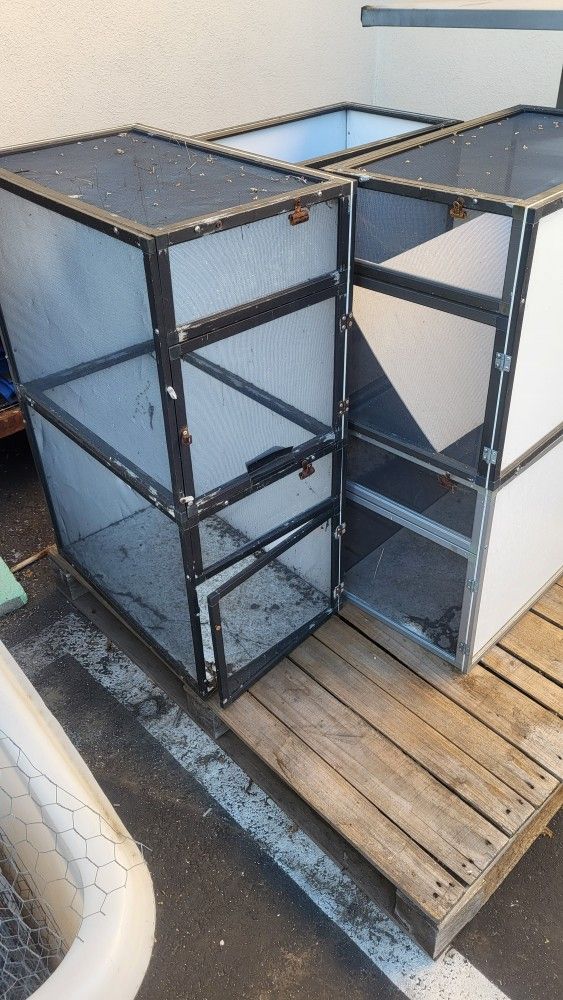 Gecko Lizard Screen Cages Used 15.00 Each