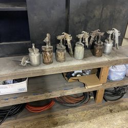 DeVilbiss Suction Fed Spray Guns