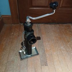Pop Bull Trailer Jack