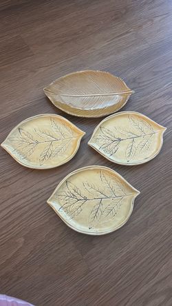 Leaf-Shaped Ceramic Plates Set of 4 - Crate & Barrel