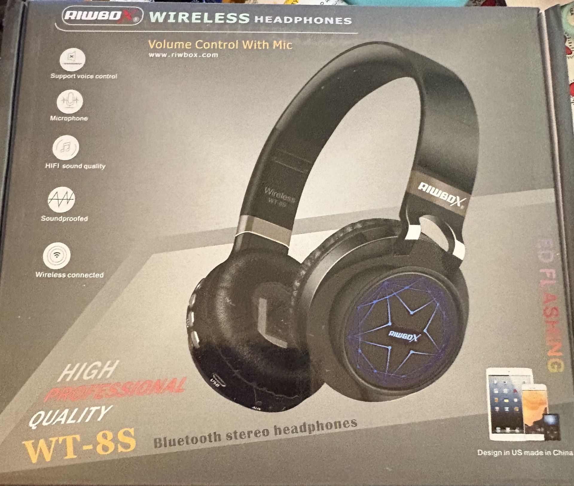wireless headphones