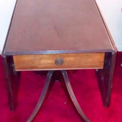 Dropleaf Antique Table Mahogany