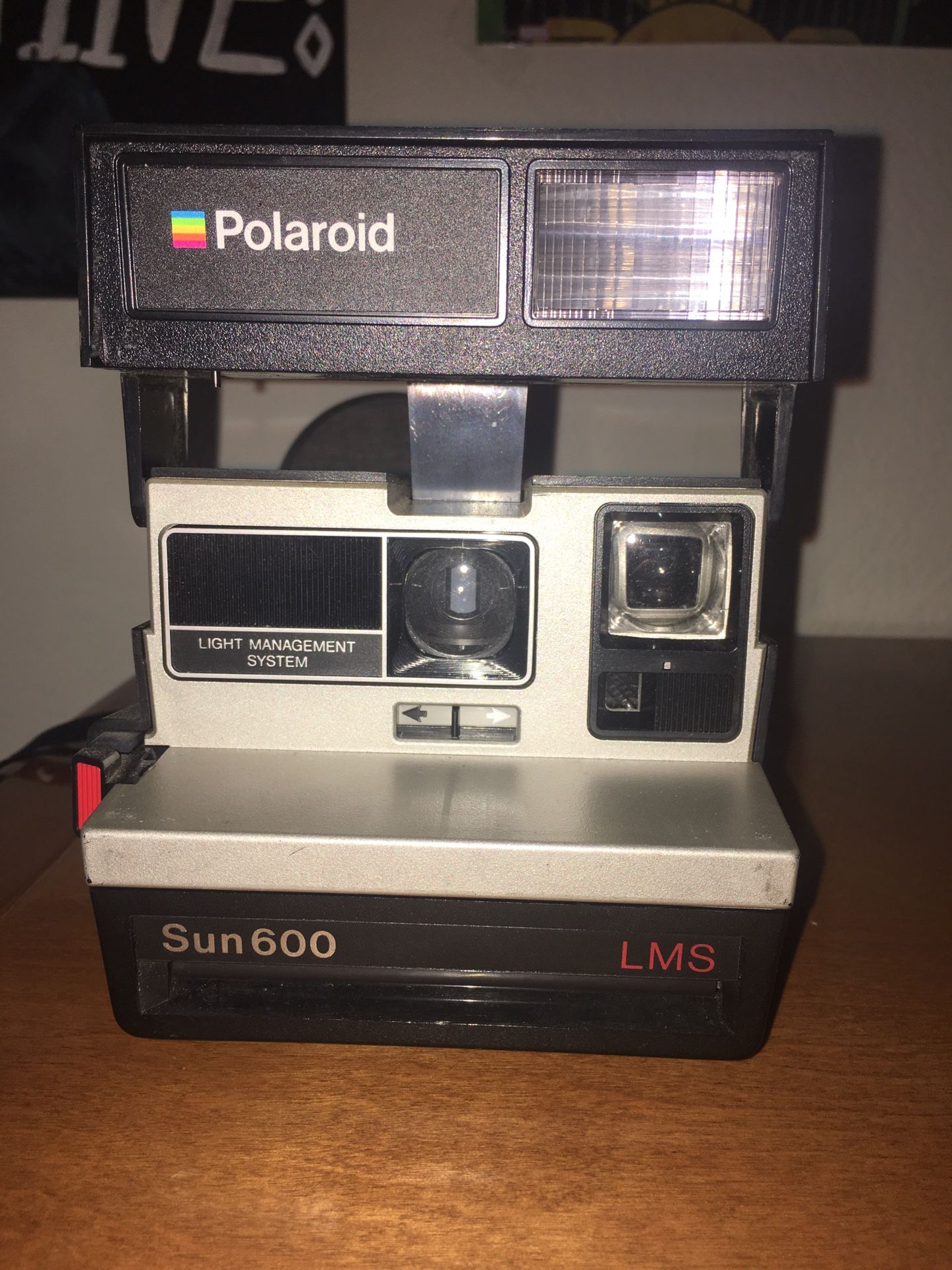 Polaroid Sun 600 LMS Camera