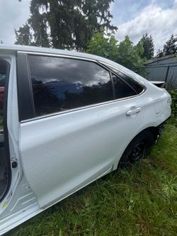 Toyota Camry 2016/ Door