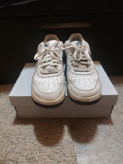 NIKE AIR FORCE SIZE 11.5