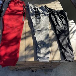 JOGGERS LARGE NEW NO TAGS 
