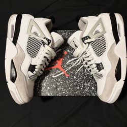 Jordan 4 Military Black  