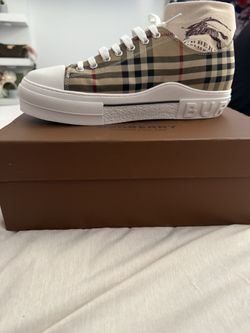 Burberry Shoes