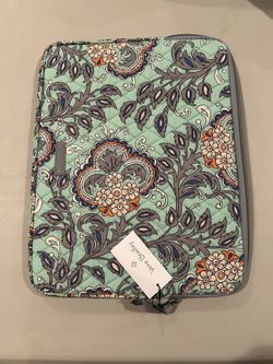 NWT Vera Bradley Laptop Sleeve