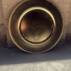 Gold / Golden color decoration plates.