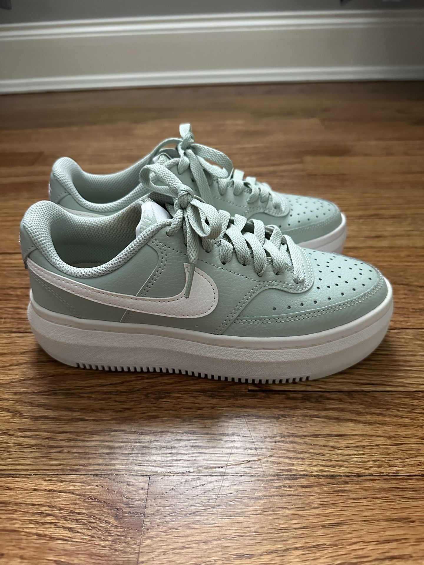 Women’s Nike