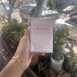 Miss Dior Perfume 