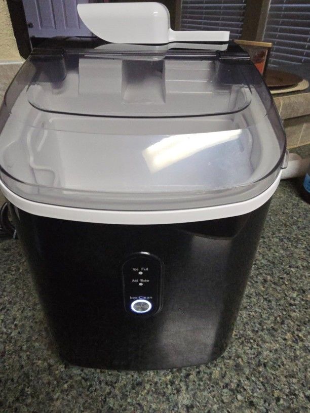 Ice Maker Bullet Ice