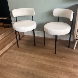 2 Dining Chairs