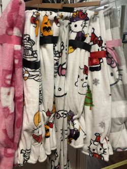 Hello Kitty blankets