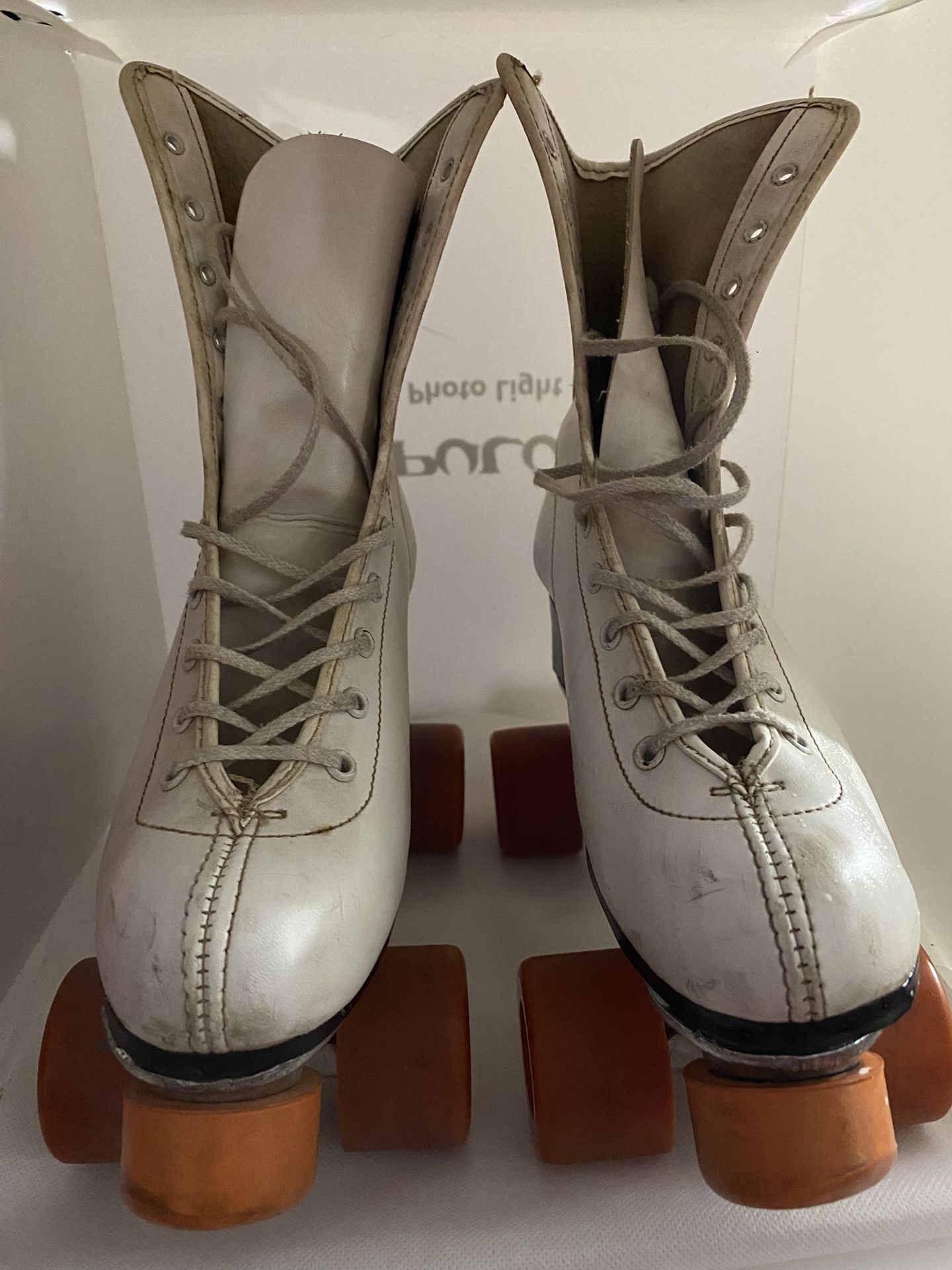 Vintage derby rollerskates