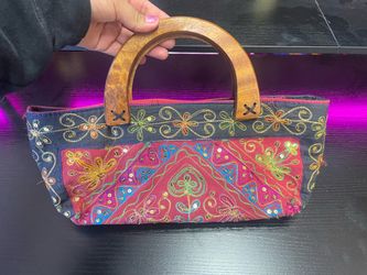 Hand bag