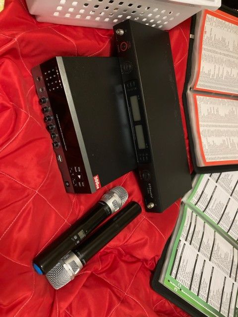 Megavision Mk-8508 Karaoke Machine With Blue Tooth Mics And Control Modules