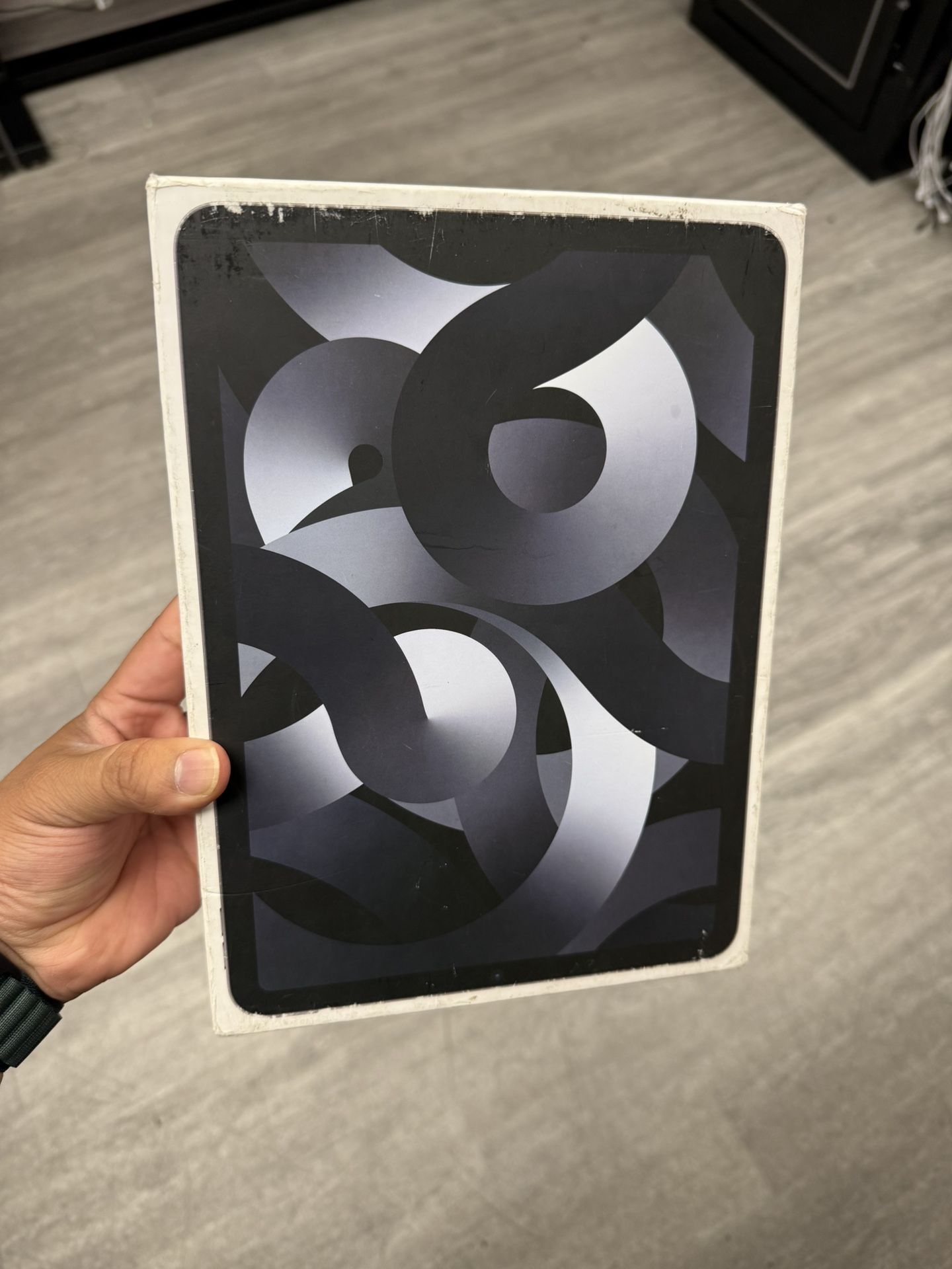 iPad Air 5th Gen WiFi 64GB 