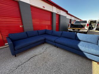 Large Navy Blue Sectional *FREE DELIVERY 🚚 
