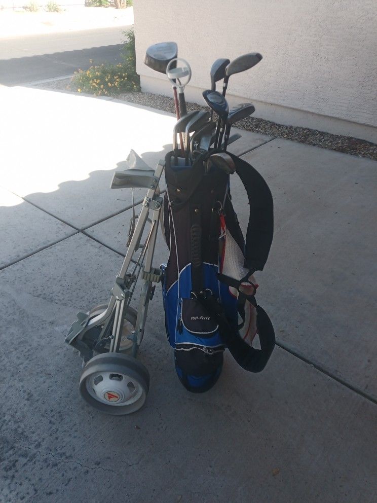 Top Flight Right Hand Golf Clubs