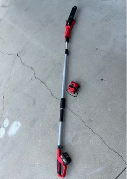 Cutter with battery