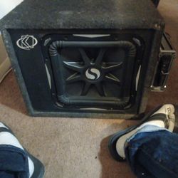 Kicker 12-in L7s With Box And Amplifier Kicker 800 Watt
