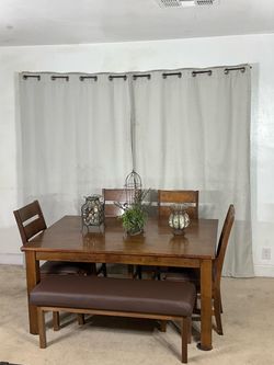 Dining Table with 4 Chairs & Bench * Mesa Comedor para 6