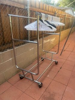 Clothes rack