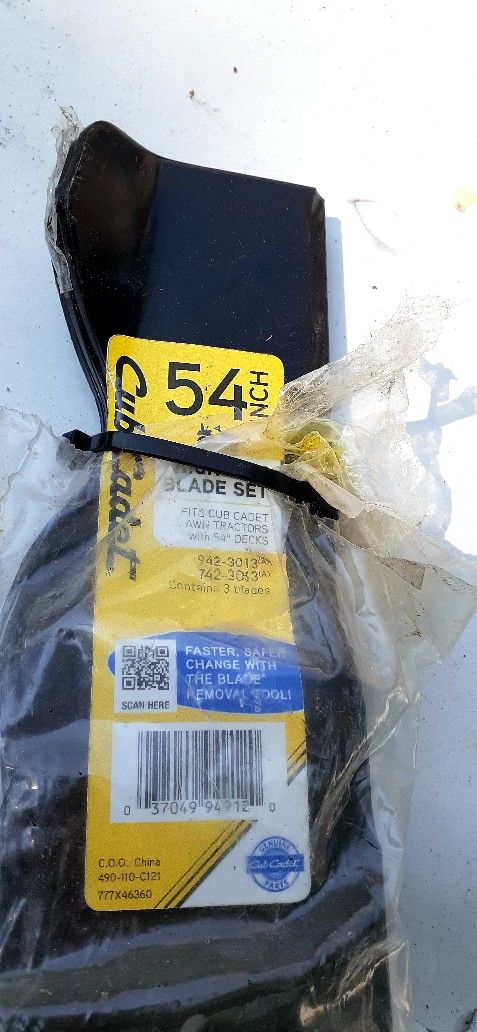 Cub Cadet Blades
