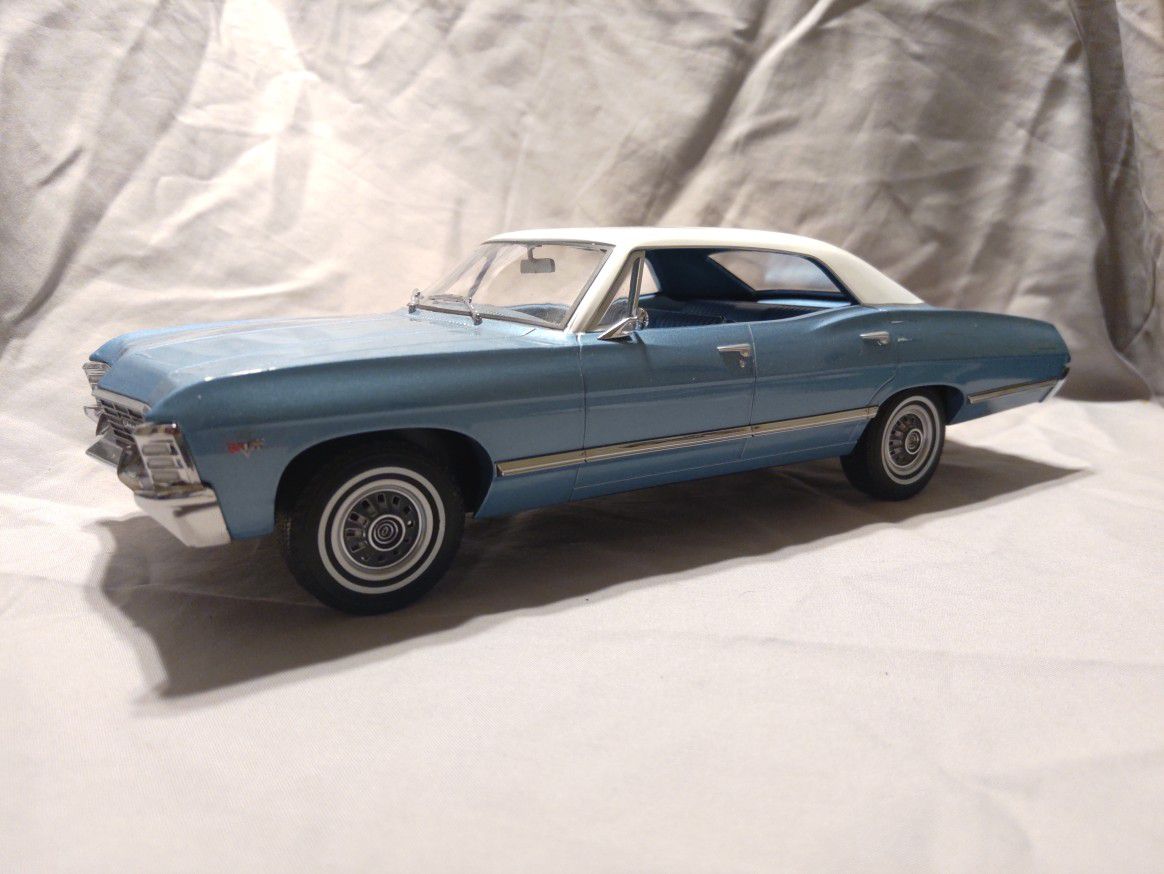 1/18 Greenlight Artisan Collection 1967 Chevy Impala
