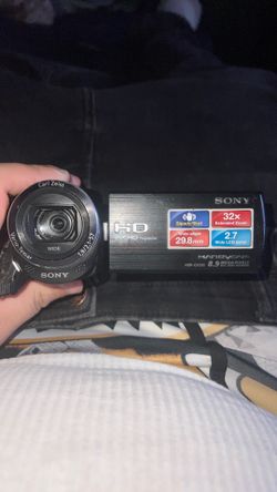 Sony Handycam HDR-CX220E