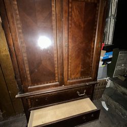 Real Wood Dresser 2pc 