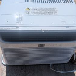 New (No Box) Frigidaire Wall A/C