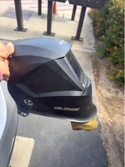 Welding  helmet