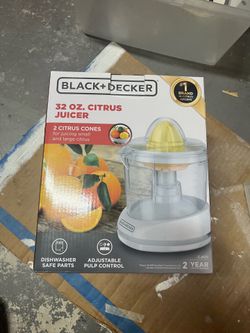 Black Decker 32 OZ Citrus Juicer