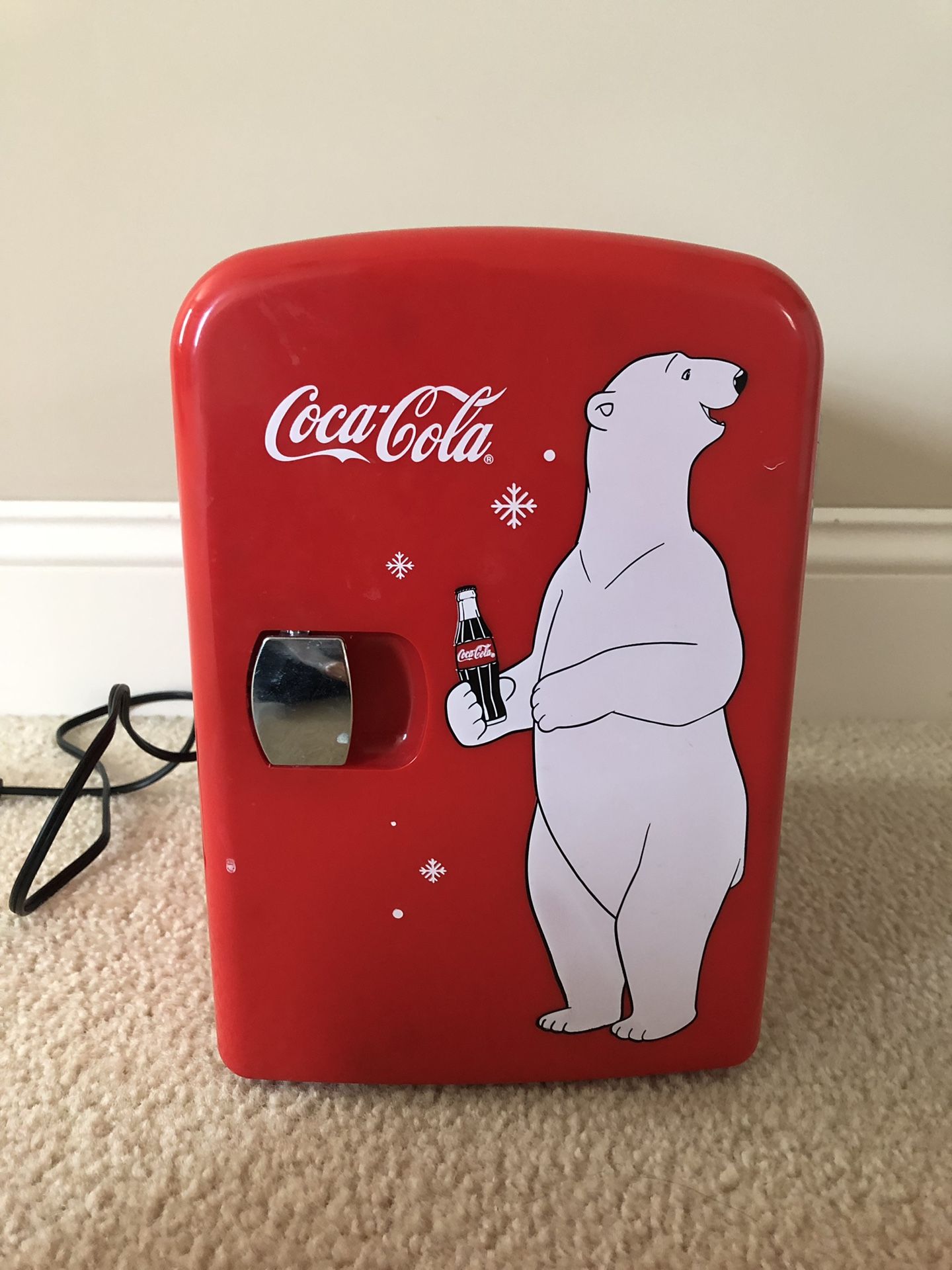 Coca cola mini fridge