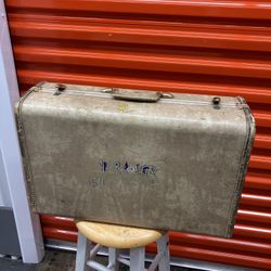 Vintage UCONN Samsonite Suitcase