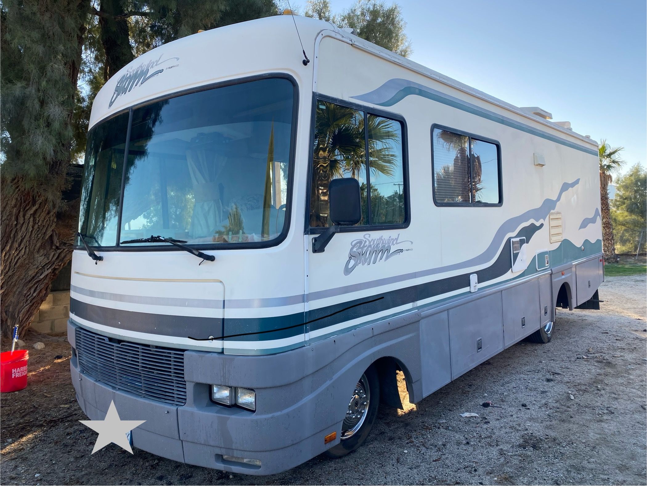 1998 South wind Storm Rv for Sale in Cathedral City, CA - OfferUp