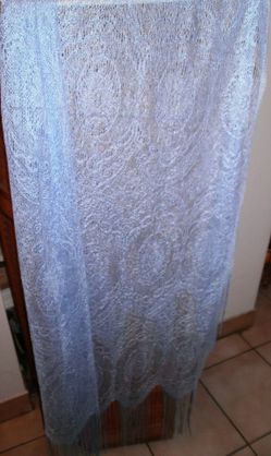 Lace shawl Manto